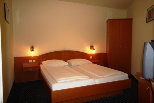 Suite Hotel 900 m zur Oper photo 3