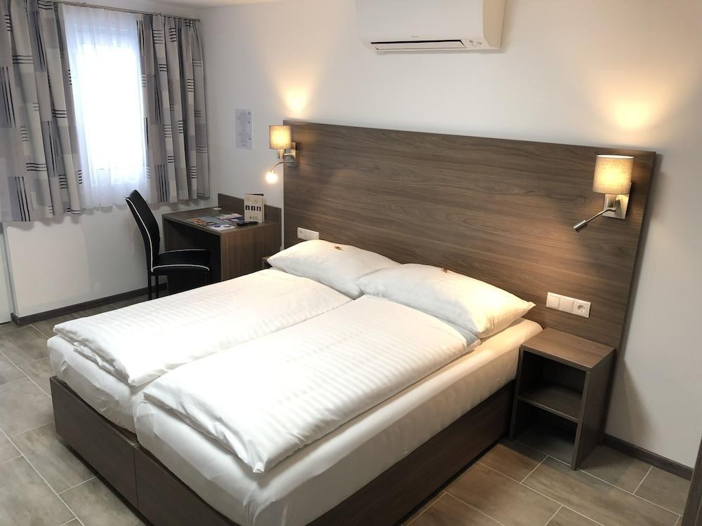 Hotel König photo 1