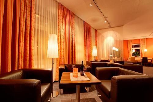 Strandhotel Alte Donau photo 4