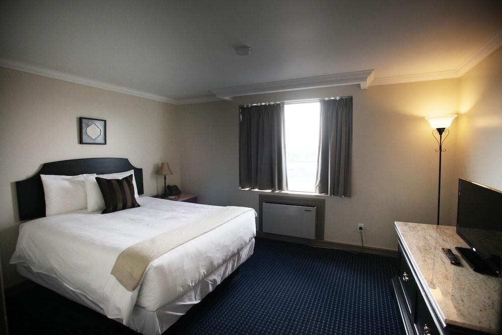 Montecassino Hotel & Suites photo 2