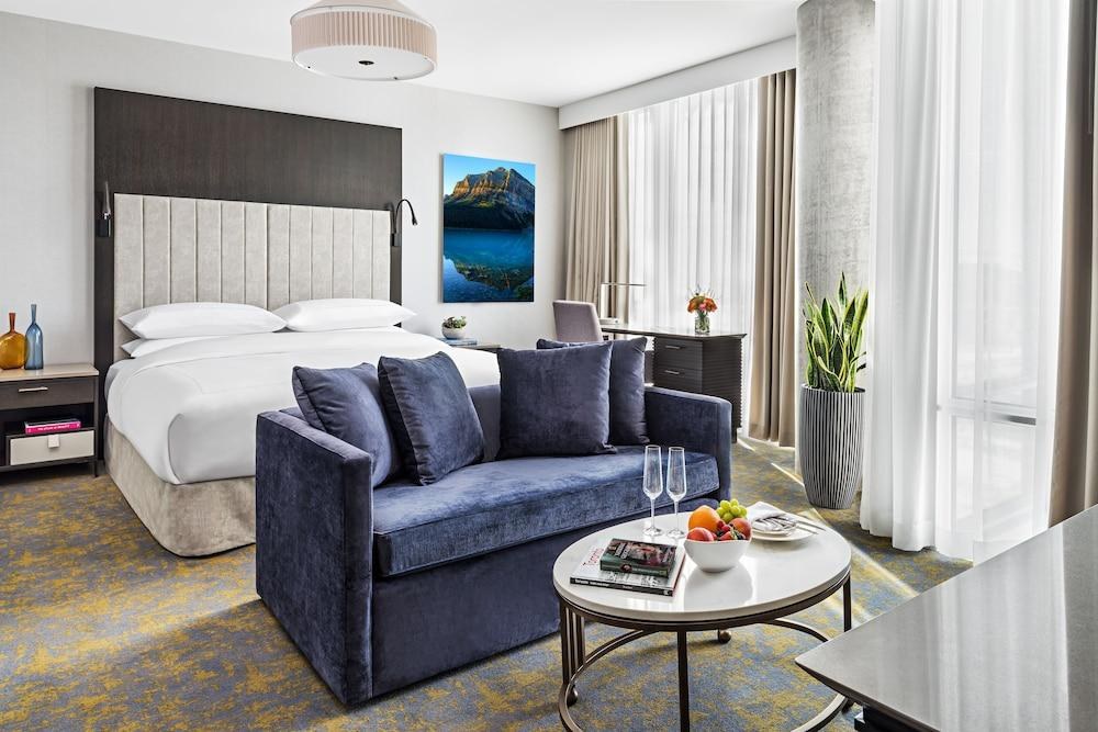 Hotel X Toronto by Library Hotel Collection photo 1