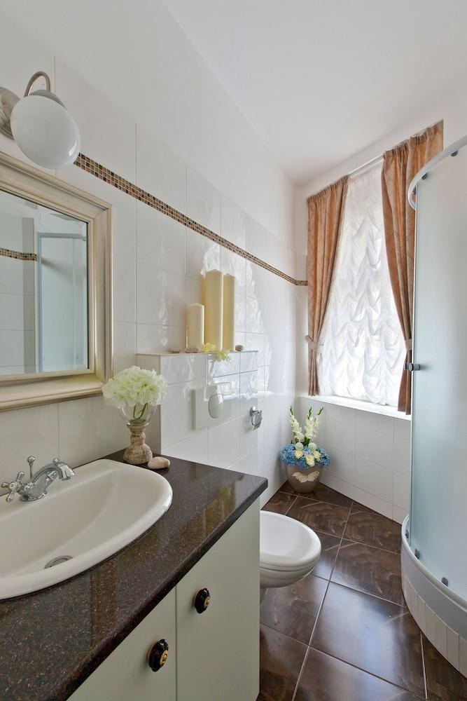 Cathedral Prague Apartments photo 3