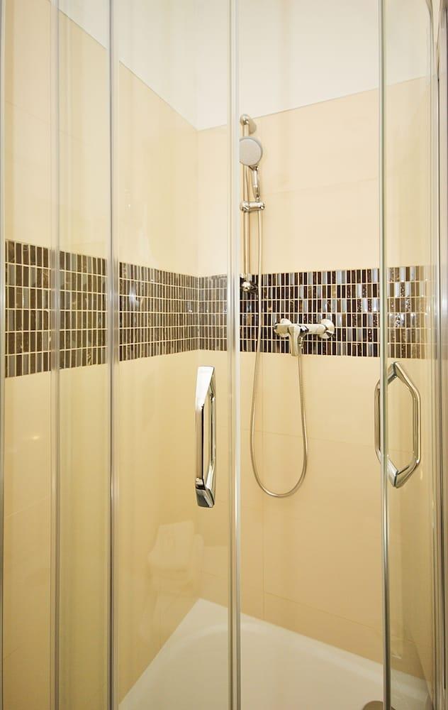 Elizabeth Suites photo 3