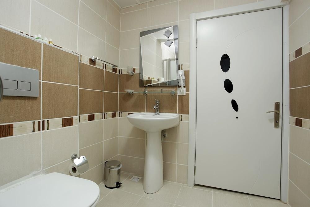 TAKSIM ISTIKLAL SUITES photo 3