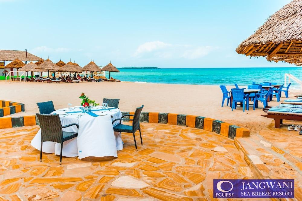 Jangwani Sea Breeze Resort