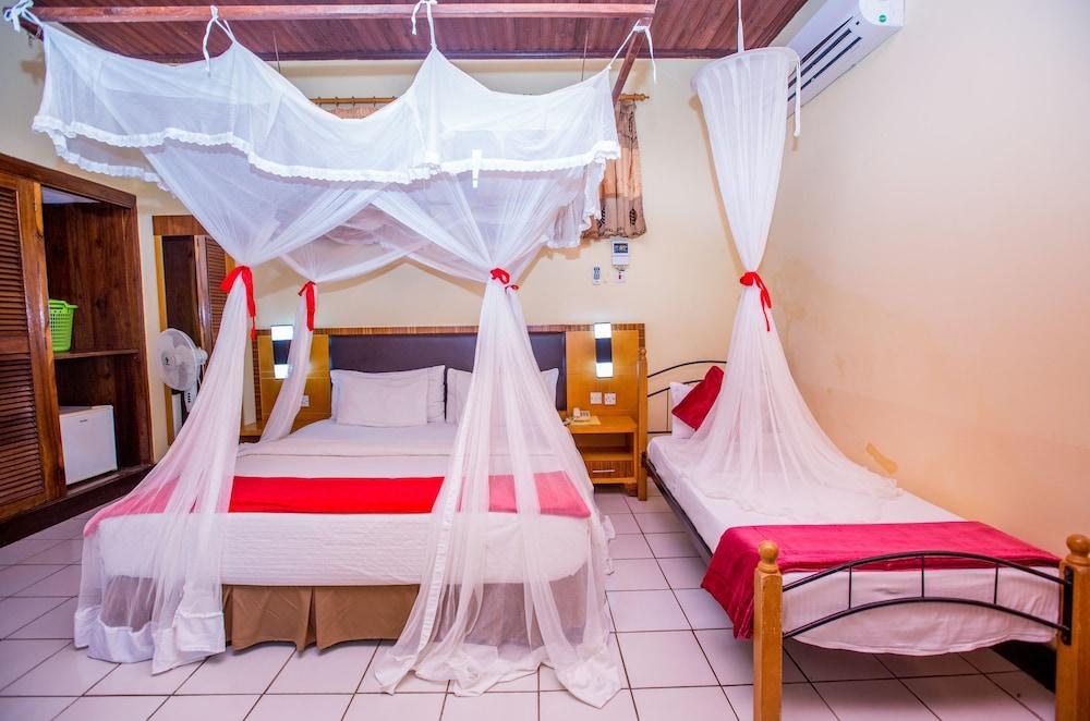 Jangwani Sea Breeze Resort photo 2