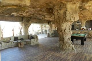 Caves Beach Resort Hurghada
