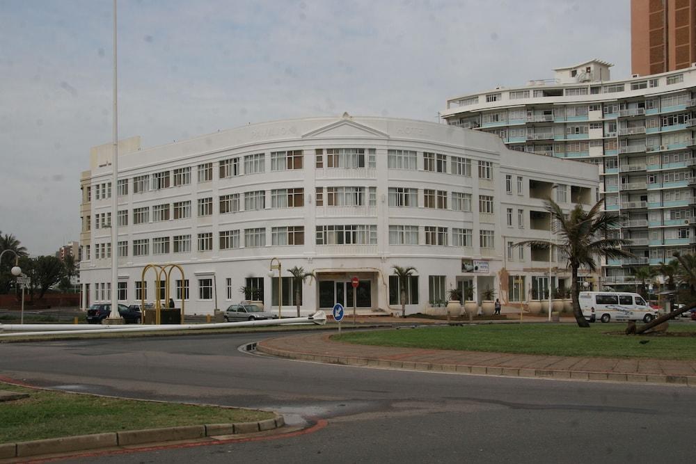 Pavilion Hotel