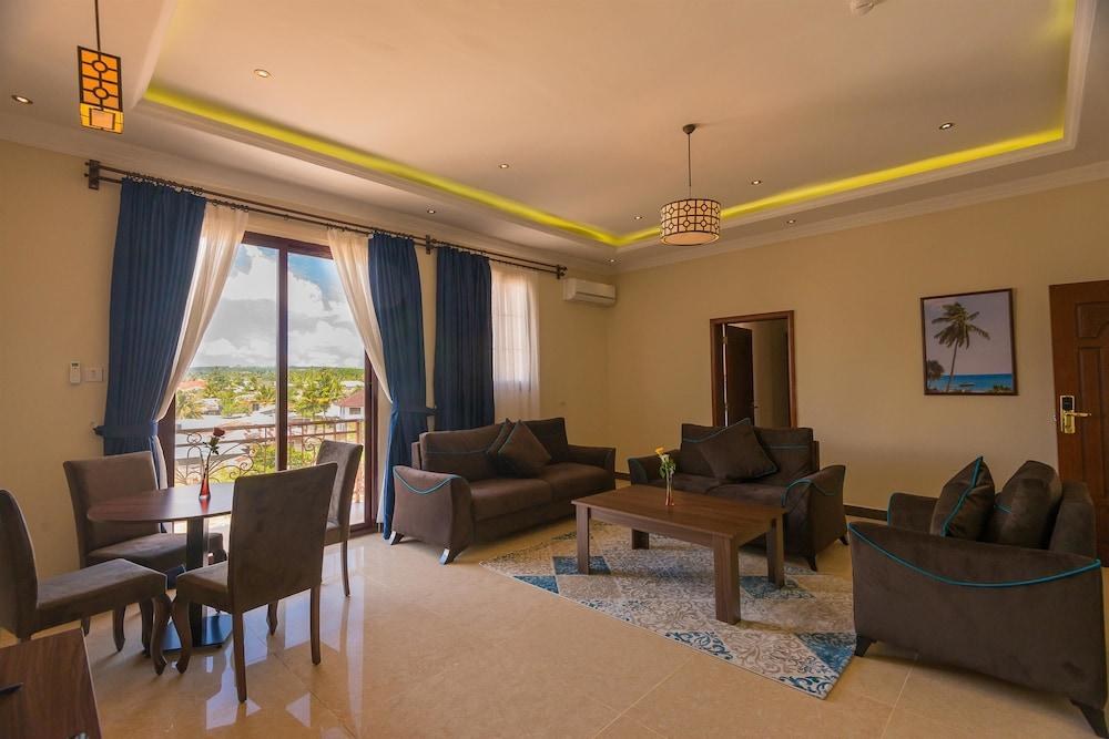 Golden Tulip Zanzibar Resort photo 2