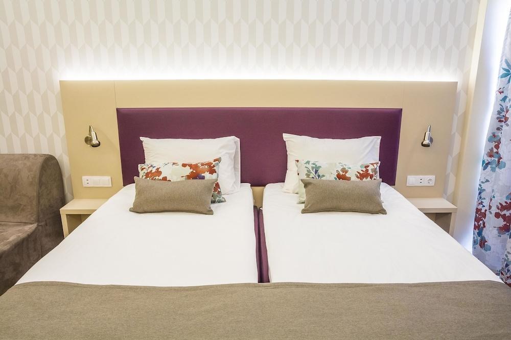 MPM Hotel Astoria photo 1