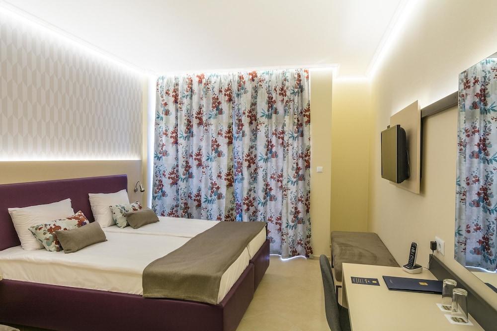 MPM Hotel Astoria photo 2