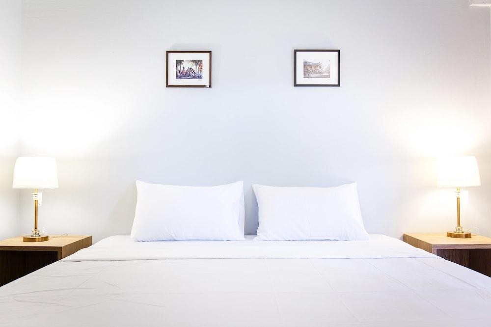 Ratana Hotel Chiang Mai photo 2