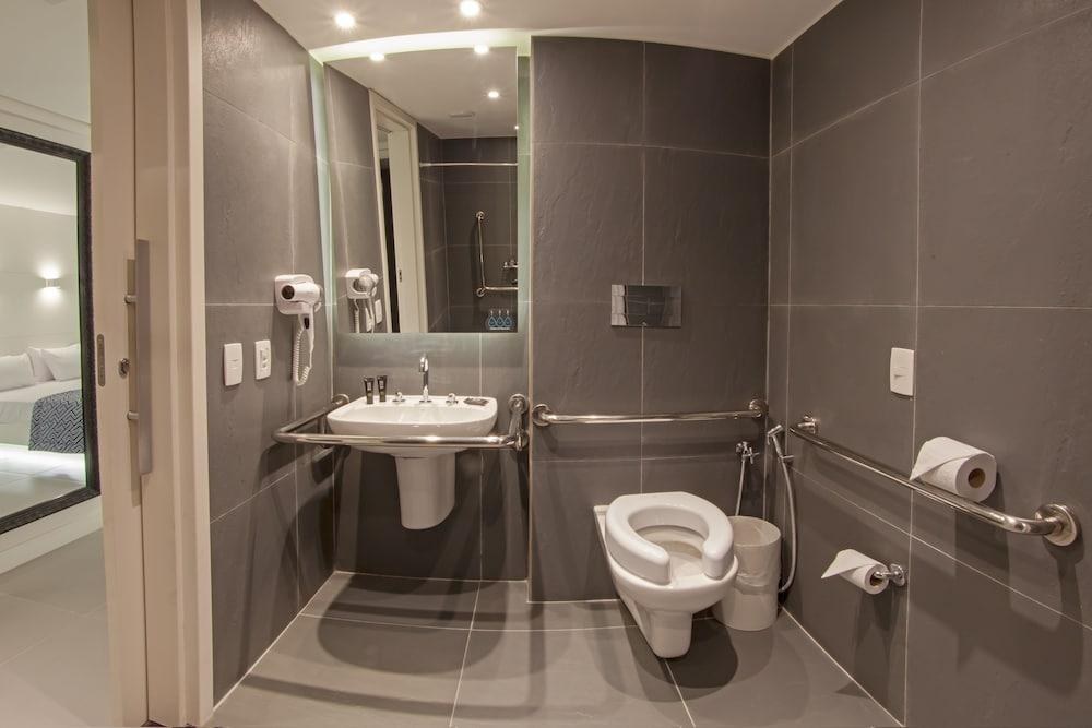 Ibis Styles Palmas photo 3