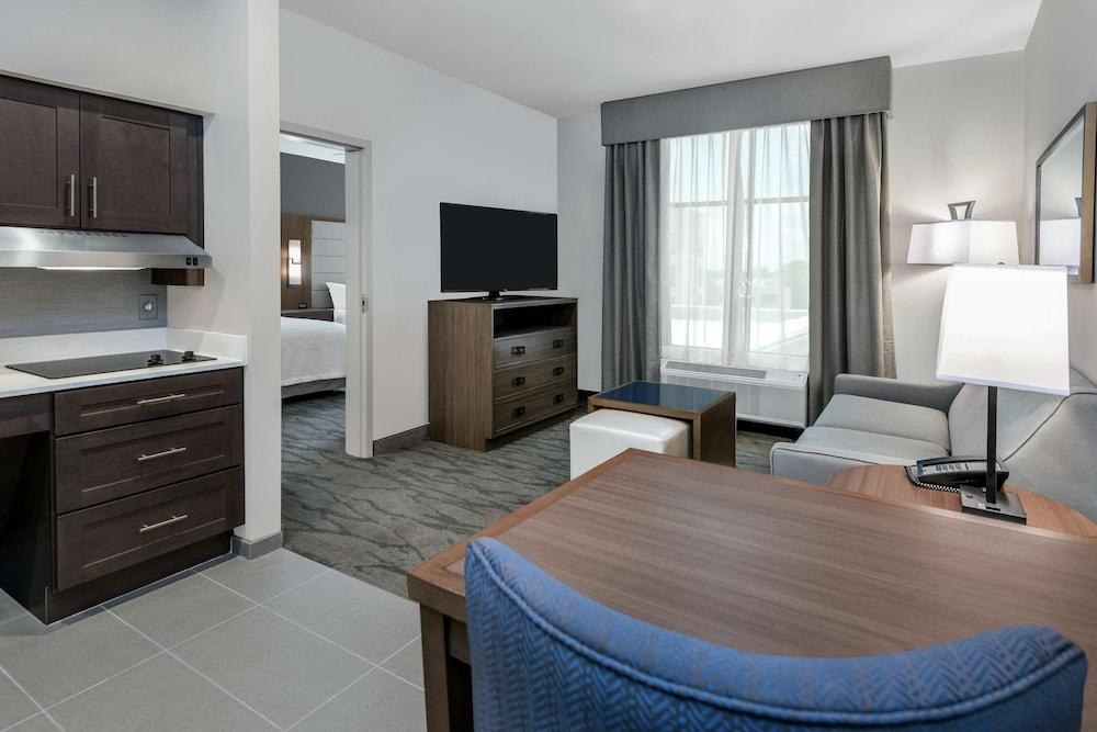 Homewood Suites By Hilton Houston Memorial City photo 1