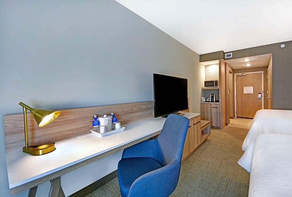 Hilton Garden Inn Houston Hobby Airport photo 2