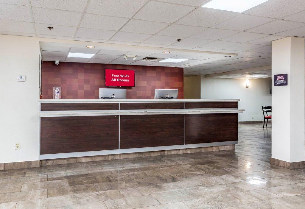 Red Roof PLUS & Suites Houston - IAH Airport SW photo 1