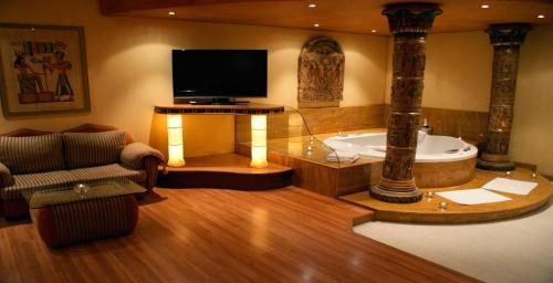 Hotel Alkalat photo 1
