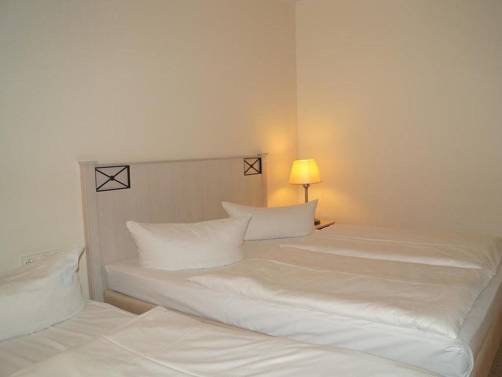 Entrée Groß Borstel Garni Hotel photo 1