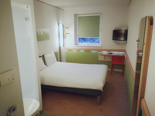 Ibis Budget Hamburg City photo 3