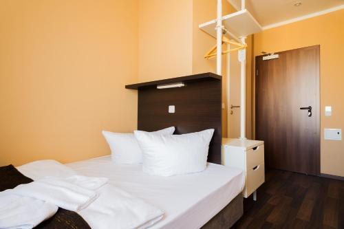 Apple City Hotel photo 2