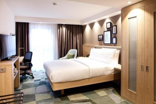 Hampton By Hilton Berlin City East Side Gallery photo 3