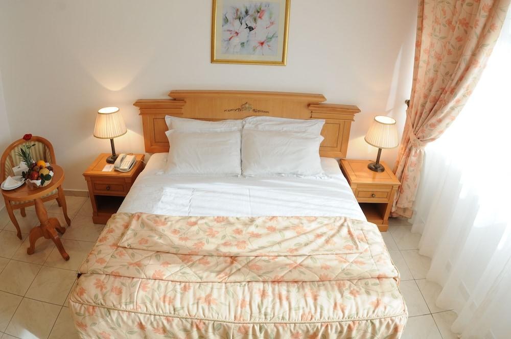 UPTOWN HOTEL APARTMENTS ABU DHABI photo 2