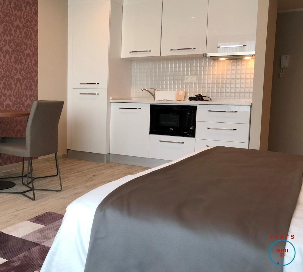 FLAT HOTEL MIDI 33 photo 2