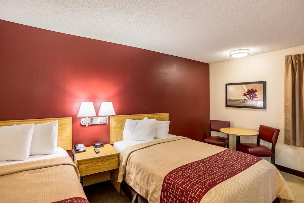 Red Roof Inn Phoenix North - Deer Valley/Bell Rd photo 1