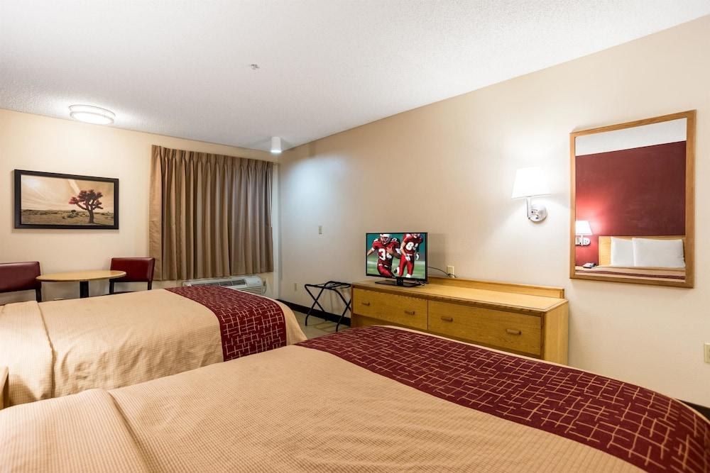 Red Roof Inn Phoenix North - Deer Valley/Bell Rd photo 2