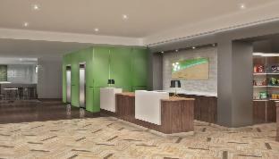 DoubleTree by Hilton Miami North I-95 photo 1