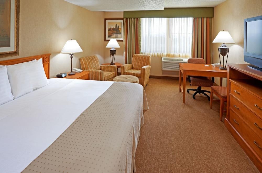 RED LION HOTEL ALBANY photo 1