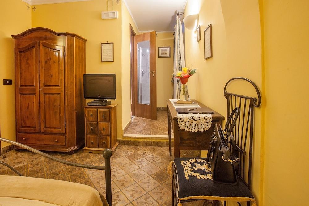 B&B L'Alloggio Dei Vassalli photo 2