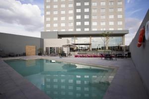FIESTA INN SUITES AEROPUERTO DEL BAJIO photo 4