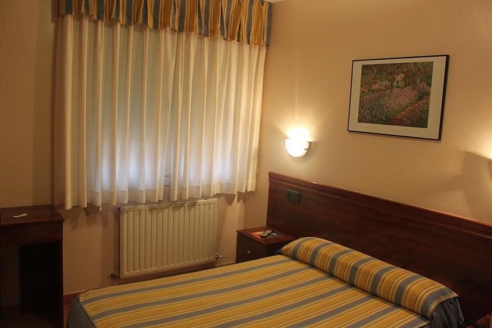 HOTEL VALDÉS photo 1