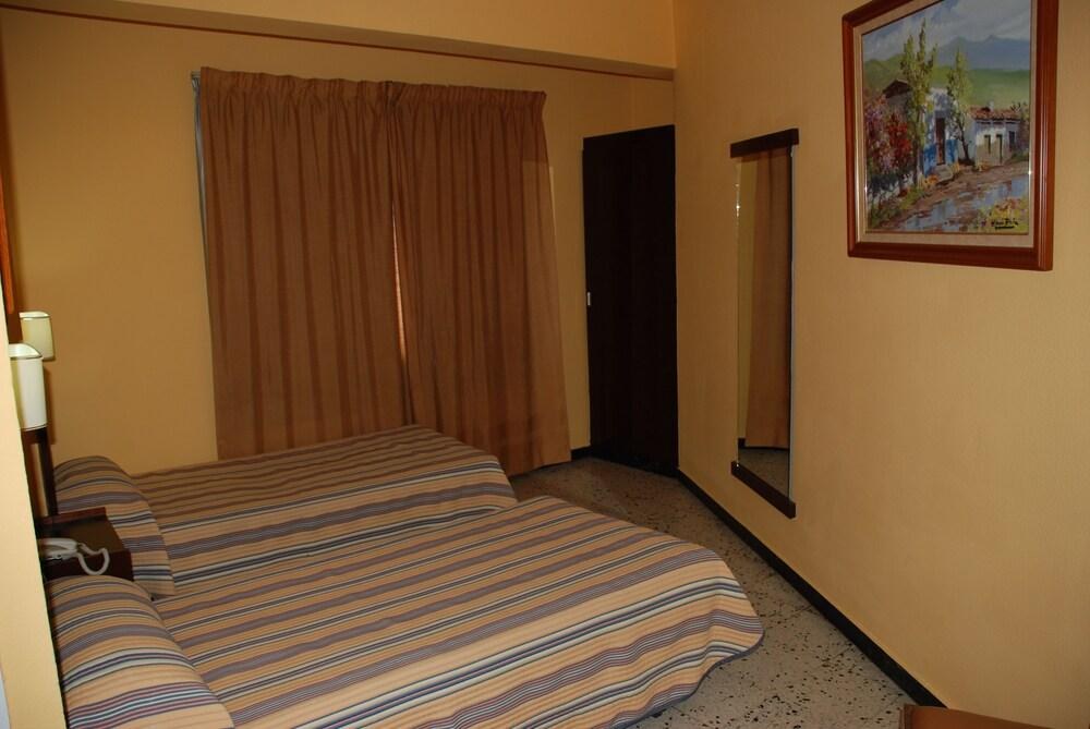Hotel Olympia photo 2