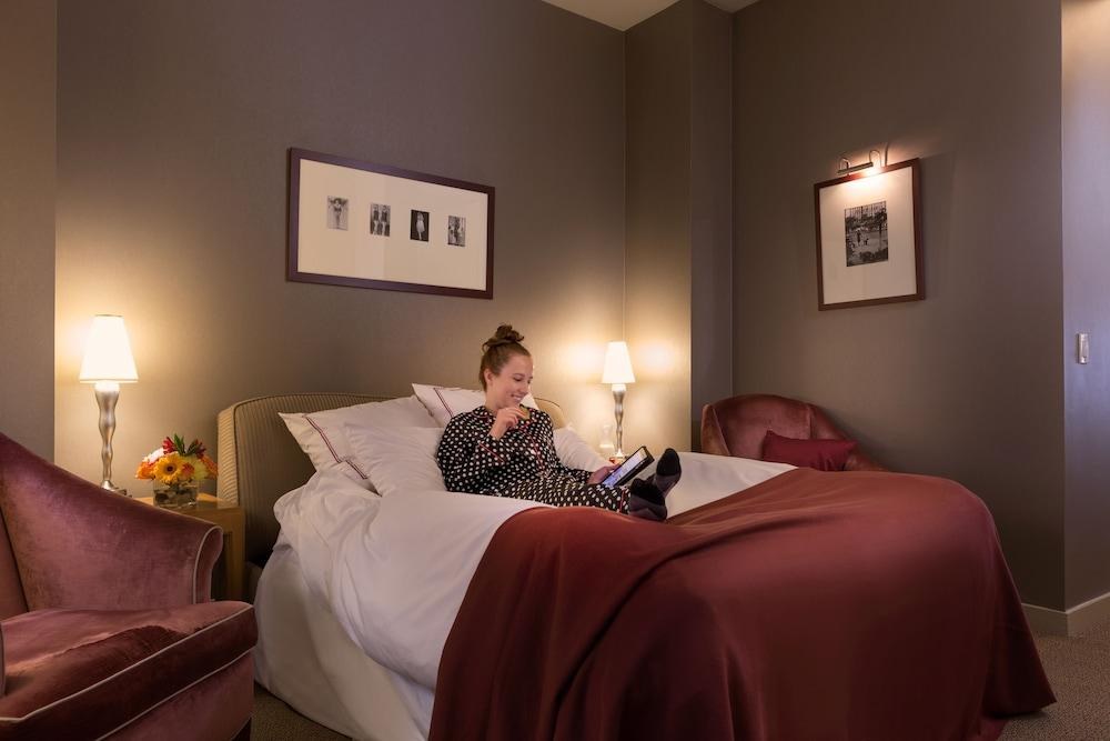 Hotel Giraffe by Library Hotel Collection photo 4