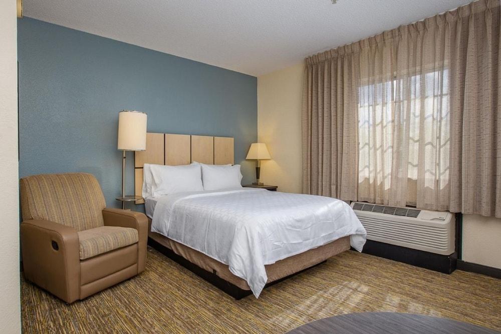 MainStay Suites- Kansas City Overland Park
