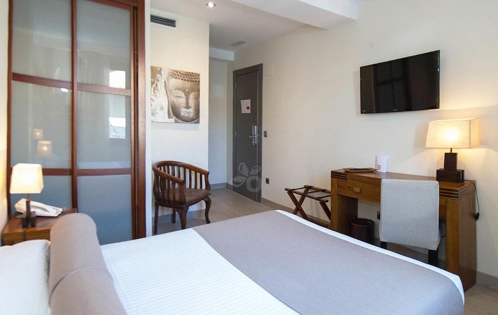 Le Petit Boutique Hotel - Adults Only photo 1