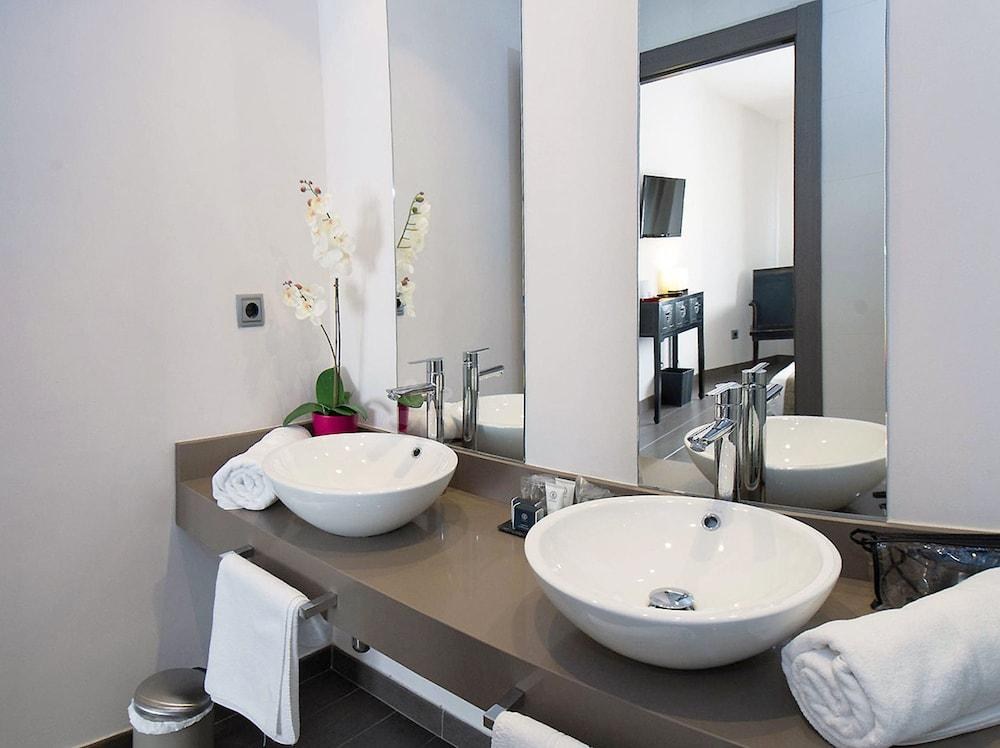 Le Petit Boutique Hotel - Adults Only photo 3