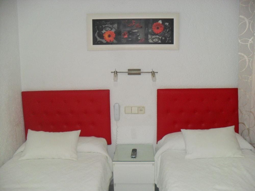 HOTEL LO MONTE photo 1