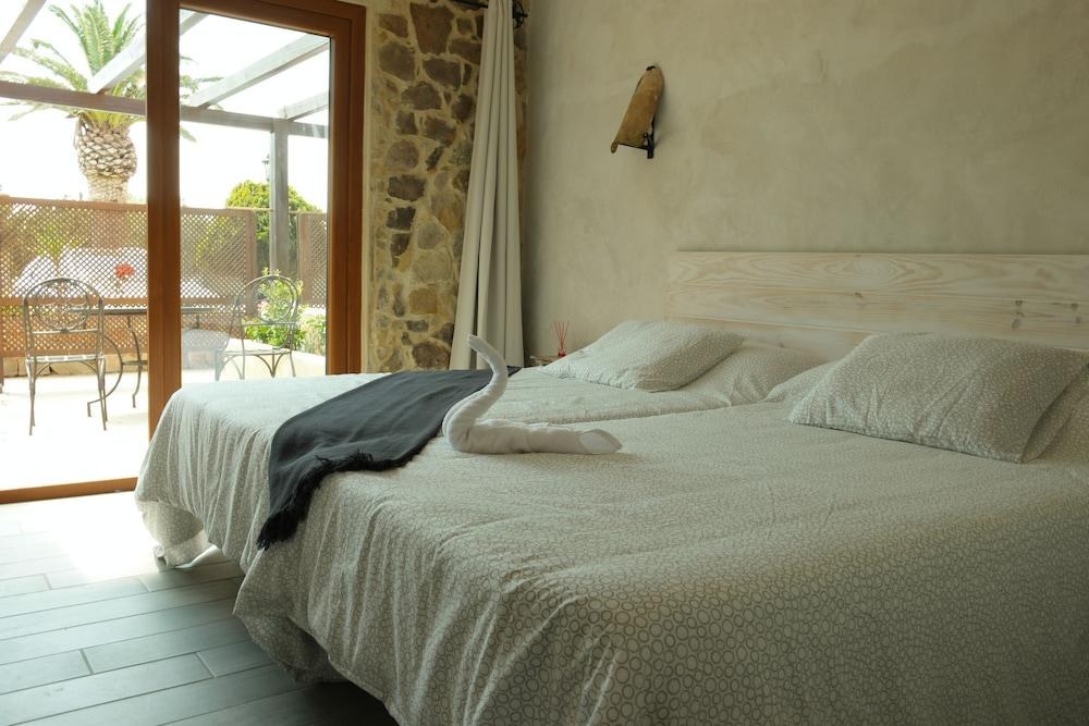 EL RANCHO photo 1