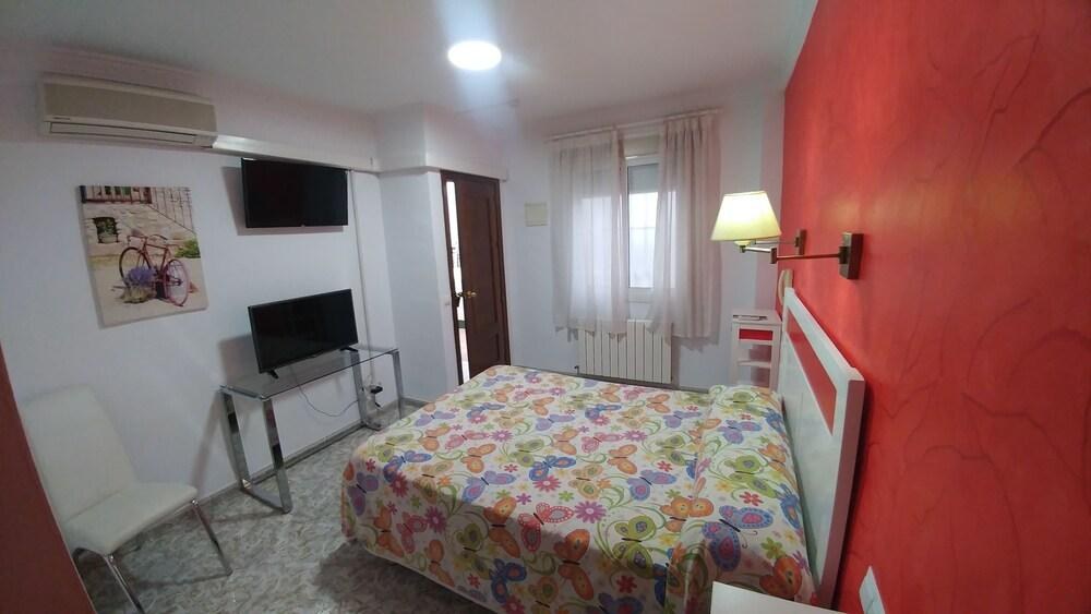 HOTEL DOÑA CARMEN photo 1