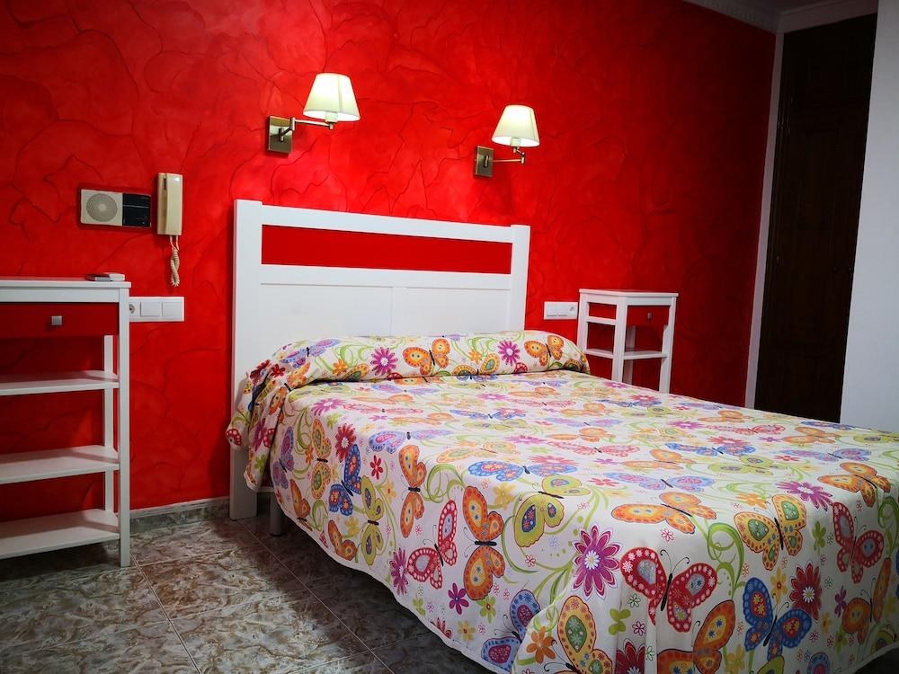 HOTEL DOÑA CARMEN photo 2
