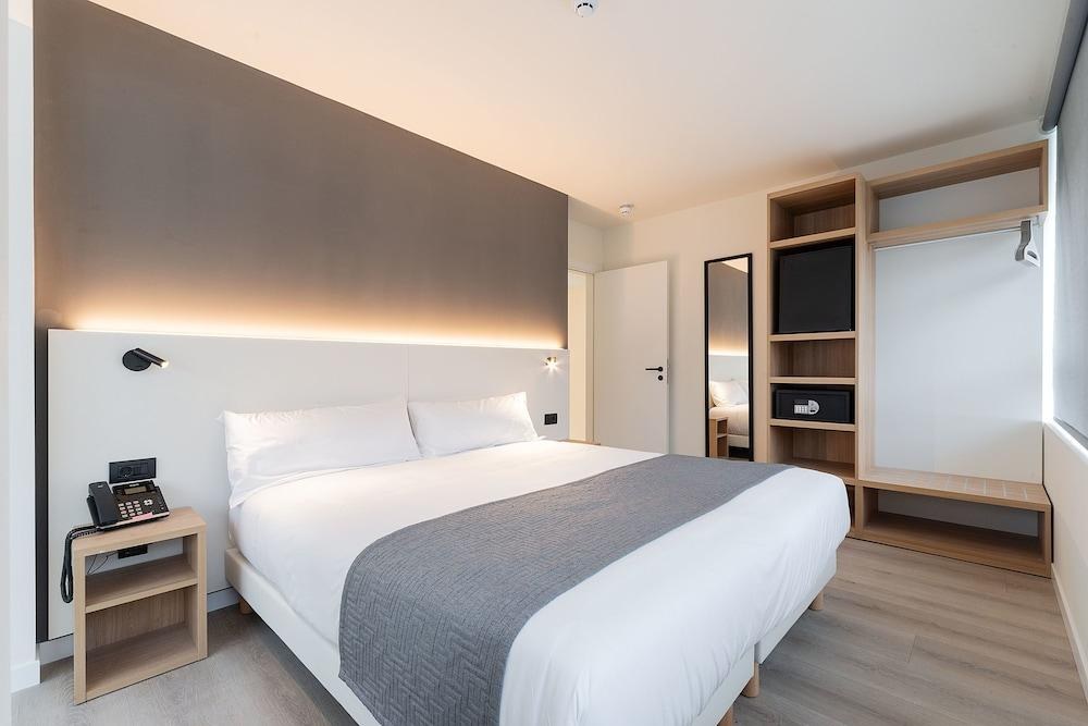 HOTEL DISTRITO OESTE photo 1