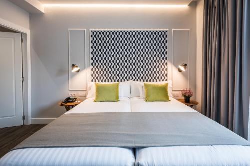 HOTEL VILLA VICTORIA BY INTUR photo 4