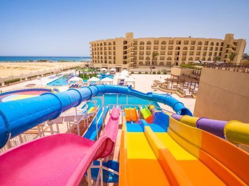 SUNNY DAYS MIRETTE FAMILY RESORT photo 1