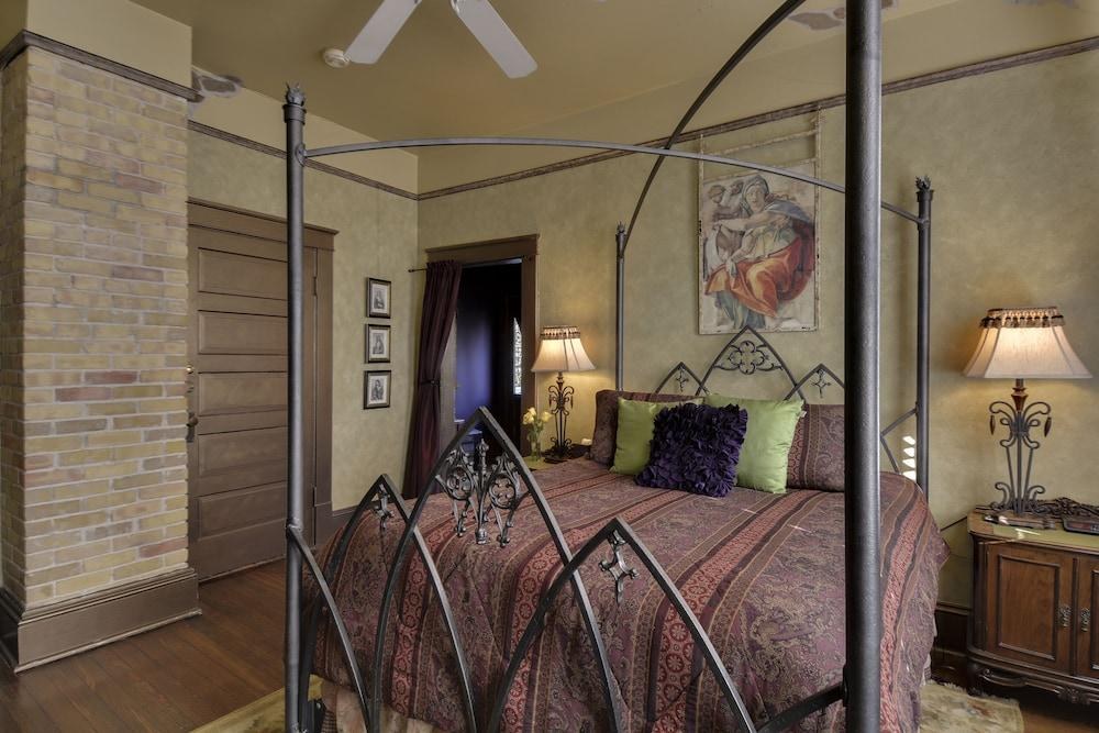 Austin's Inn At Pearl Street photo 3
