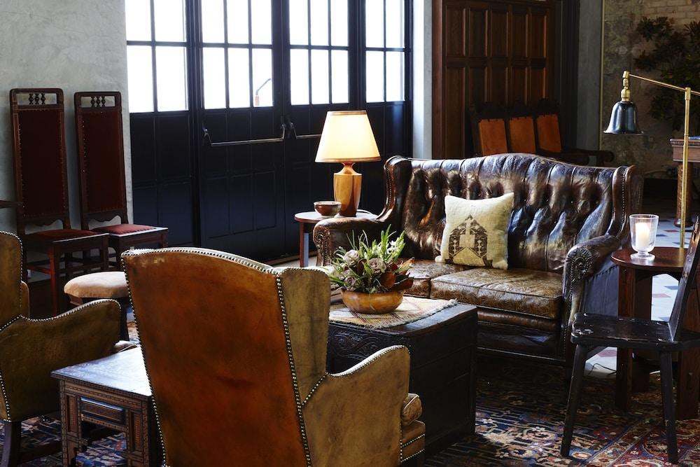HOTEL EMMA photo 1