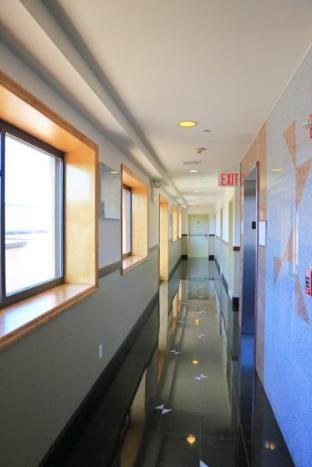 Phoenix Hotel Brooklyn Sunset Park photo 3