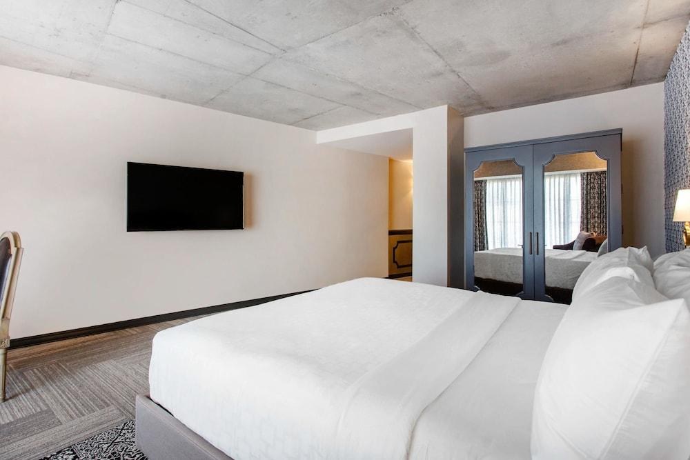 Cambria Hotel New Orleans Downtown Warehouse District photo 2